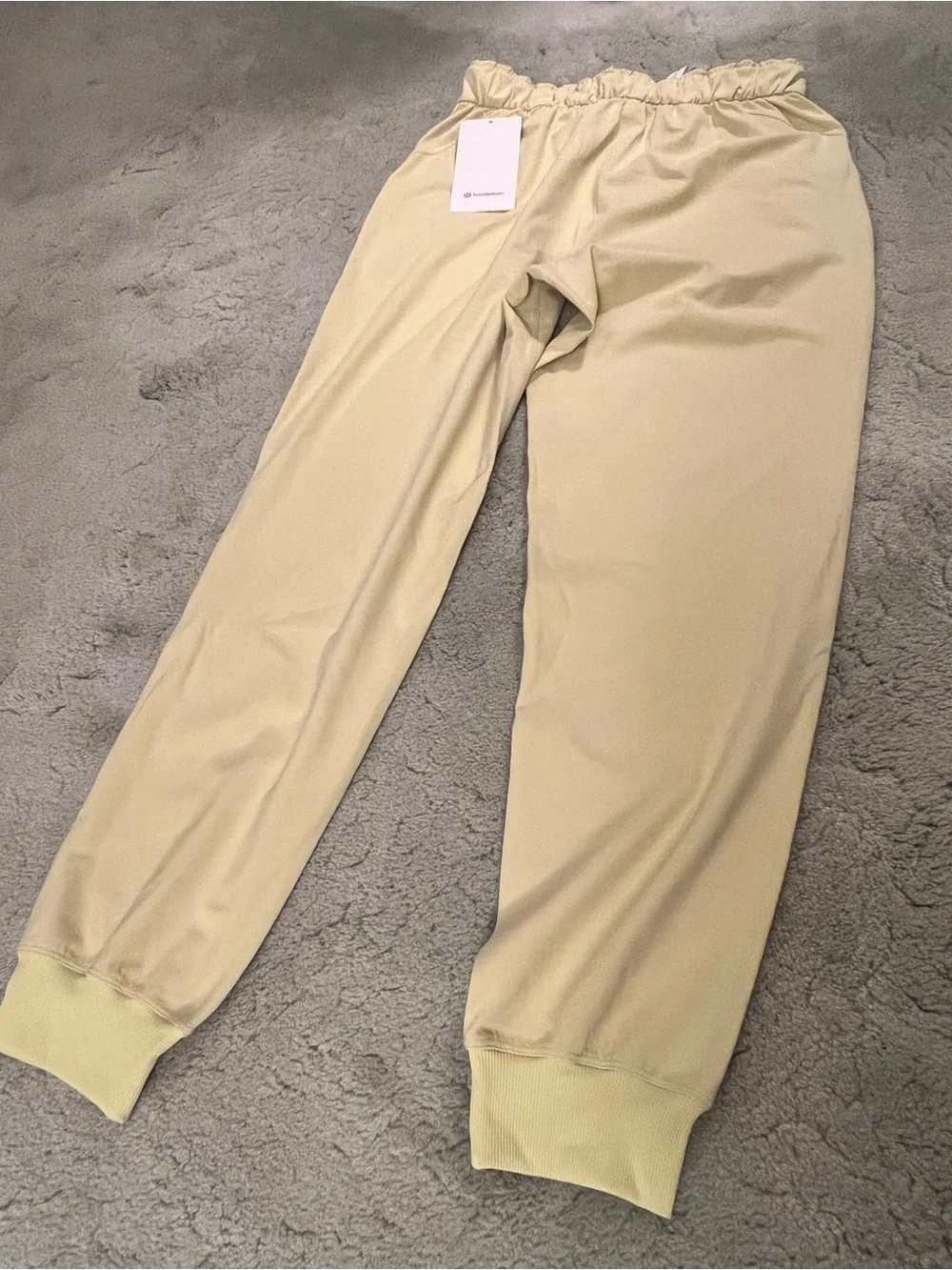 NWT Lululemon Stretch High Rise Jogger Finch Yellow Size 6